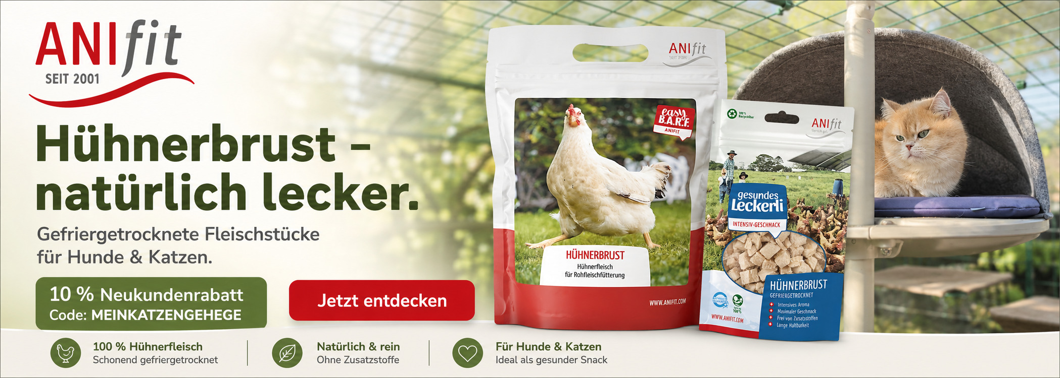 ANIfit Hühnerbrust Katzensnack mit Kater Ernie im Katzengehege und 10 Prozent Neukundenrabatt